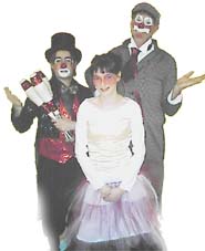 Montreal balloonists, clowns and face painters