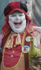 Calgary balloonists, clowns and face painters